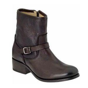 FRYE Women's Lynn Strap Short Boots Dark Brown